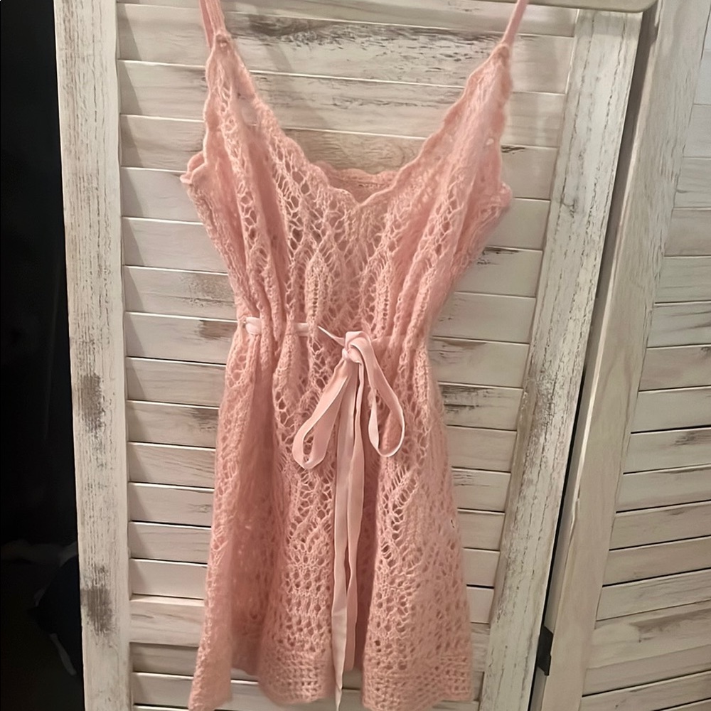 Elegant Pink Lace Tank Top